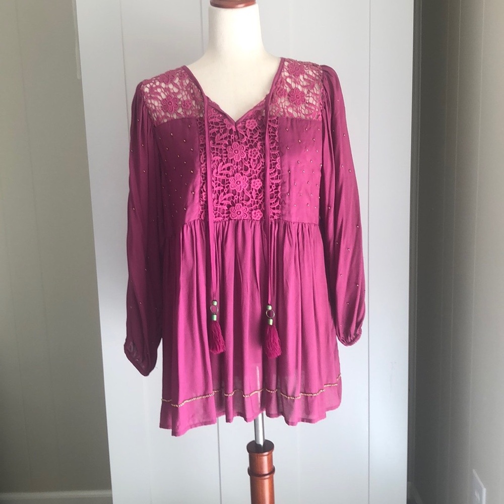 Anthropologie NWT Bohemian Blouse Lace Detailing Beautiful Raspberry Pink  Sz S